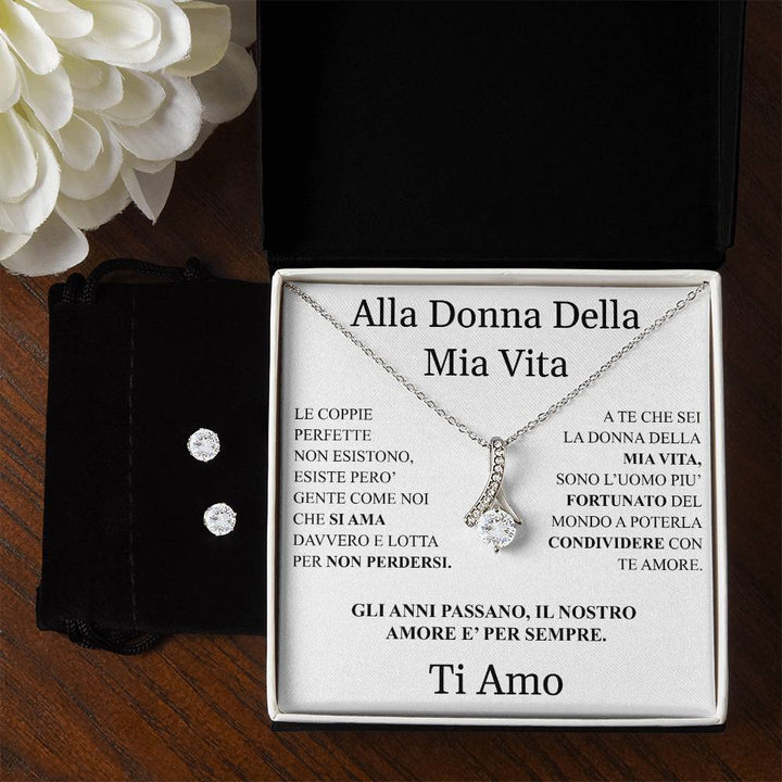 COLLANA "AMORE INFINITO” CON ORECCHINI OMAGGIO ALLA DONNA DELLA MIA VITA.